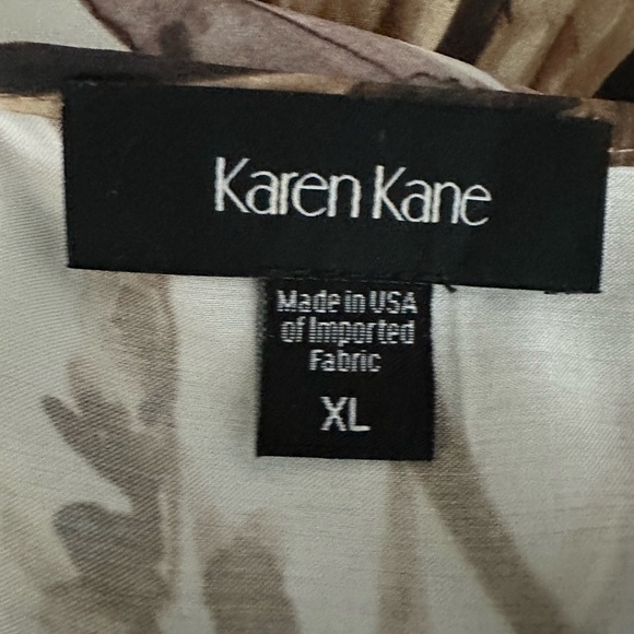 Karen Kane Cream and Brown Sundress with Dolman Sleeves and V-Neck - Picture 5 of 8